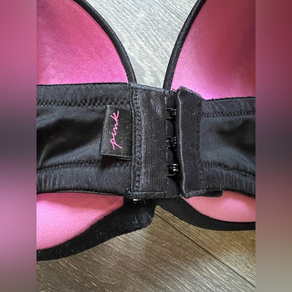 Victoria's Secret Wear Everywhere Super Push Up Bra in Black. Size 38D - Picture 5 of 9